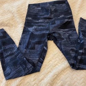 Size 6 Lululemon leggings